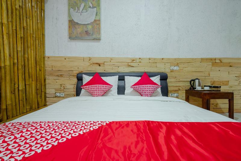Oyo 2380 Alea Guesthouse Muntilan Zewnętrze zdjęcie