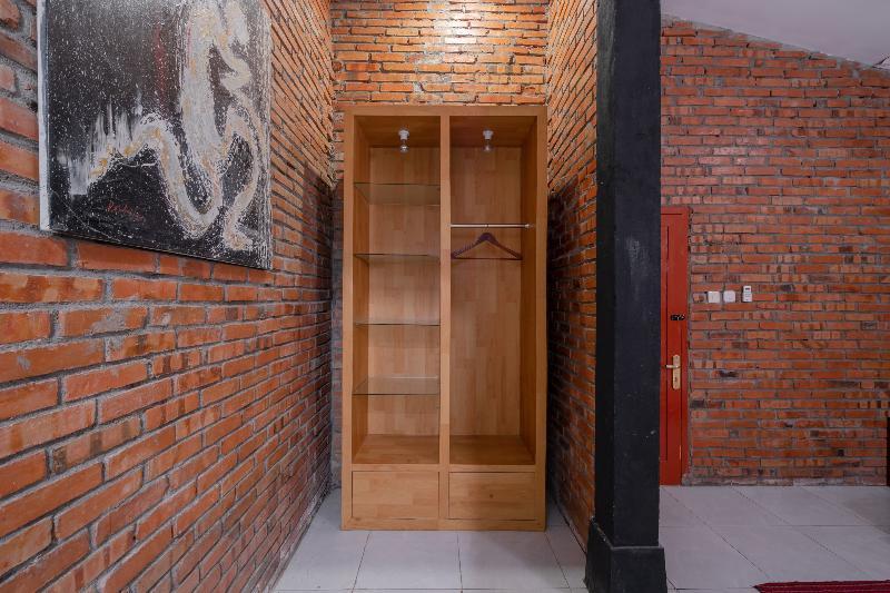 Oyo 2380 Alea Guesthouse Muntilan Zewnętrze zdjęcie