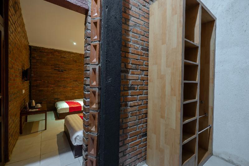 Oyo 2380 Alea Guesthouse Muntilan Zewnętrze zdjęcie